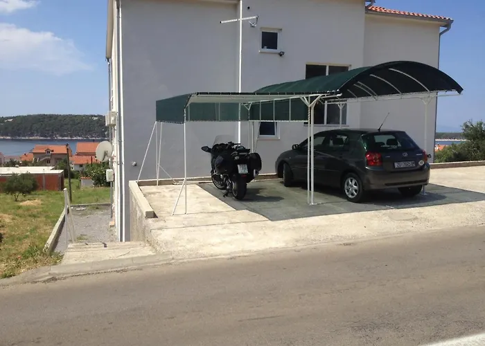 Apartamento With A Parking Space Barbat, Rab - 11532 *